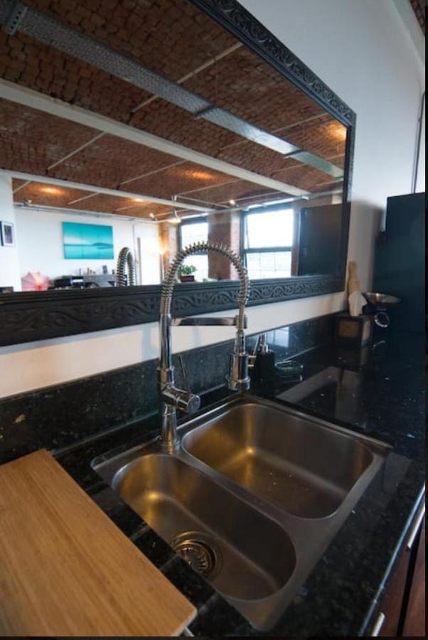 Loft Apartment Port Glasgow Extérieur photo